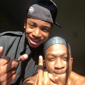 Meet your Posher, Tio